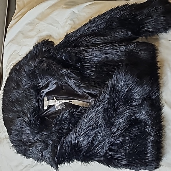 NWT: KENAR FAUX FUR Jacket Black size Small - Picture 4 of 6